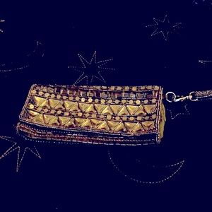 Charming Charlie hang bag